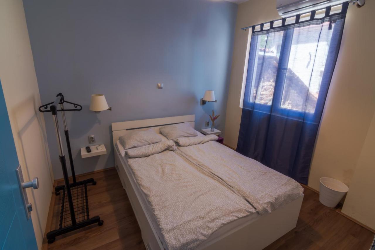 Old Town Hostel โอครีด ภายนอก รูปภาพ